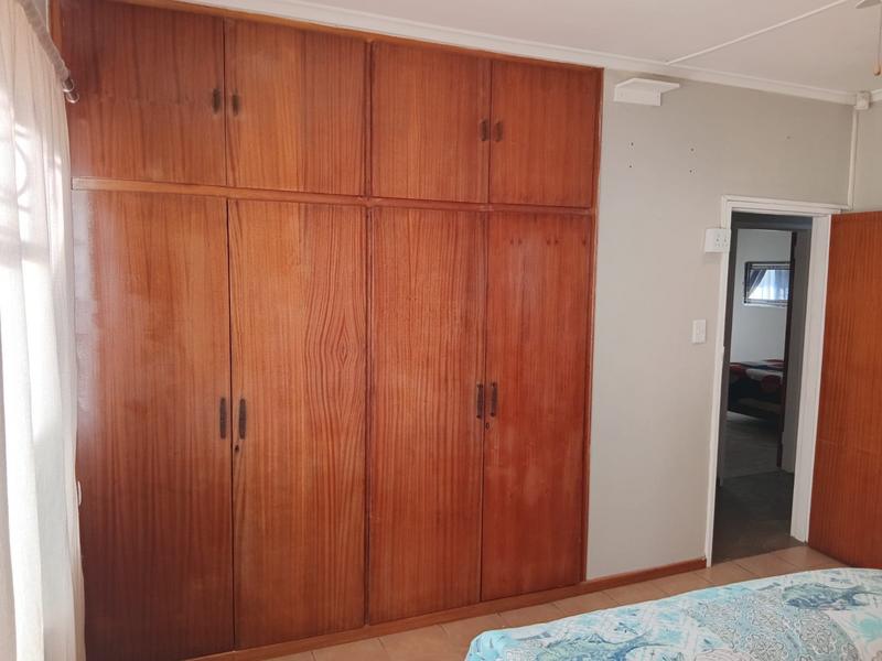 To Let 3 Bedroom Property for Rent in Sunnyside Eastern Cape